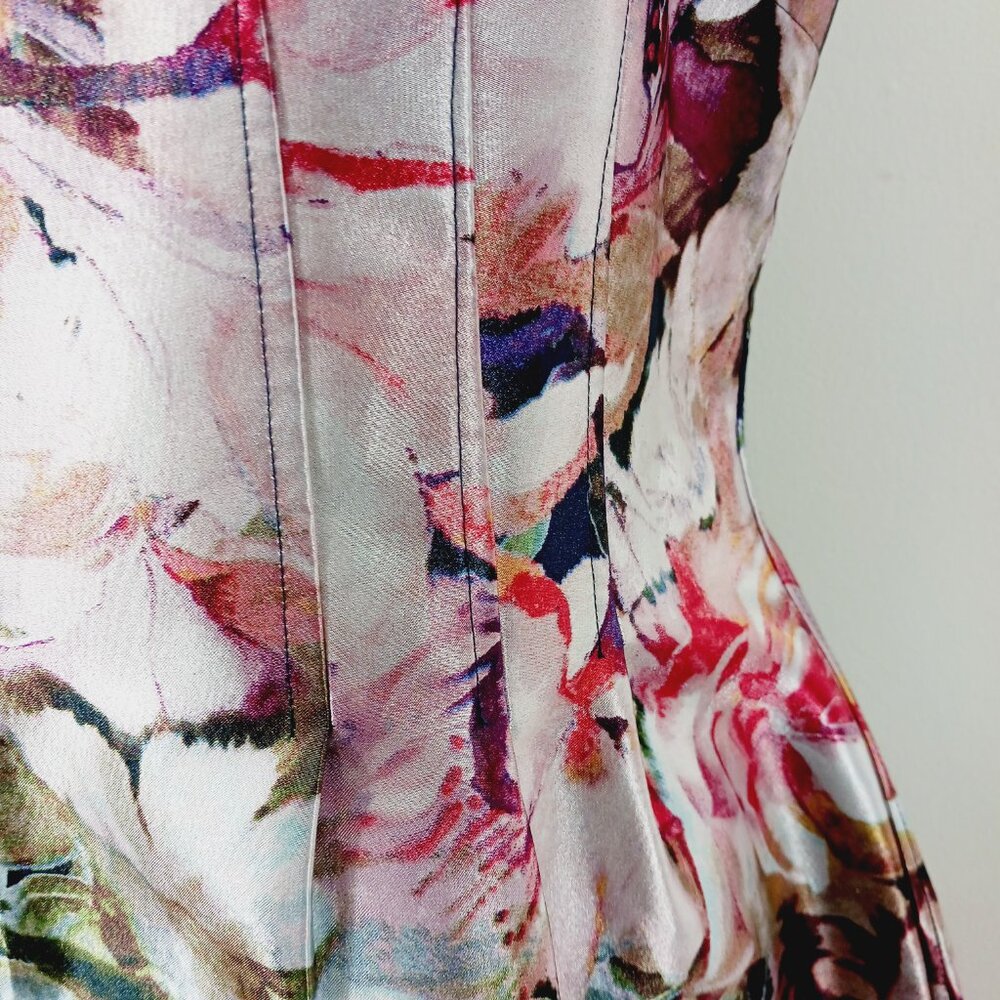 Nicole Miller Reversible Satin Dress SZ 8, Floral and Navy, Full Length Back Zip - Picture 8 of 16